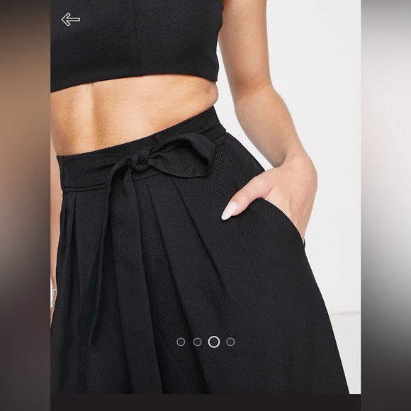 ASOS DESIGN 2 in 1 cut out jumpsuit with belt - Picture 3 of 5